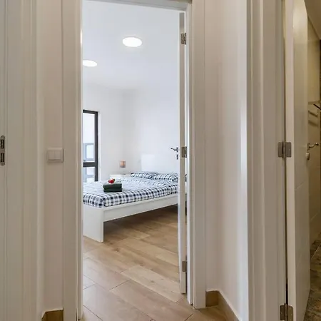 Lovely Flat In Carveiro - 2 Bed - 100m To Beach Apartmán *